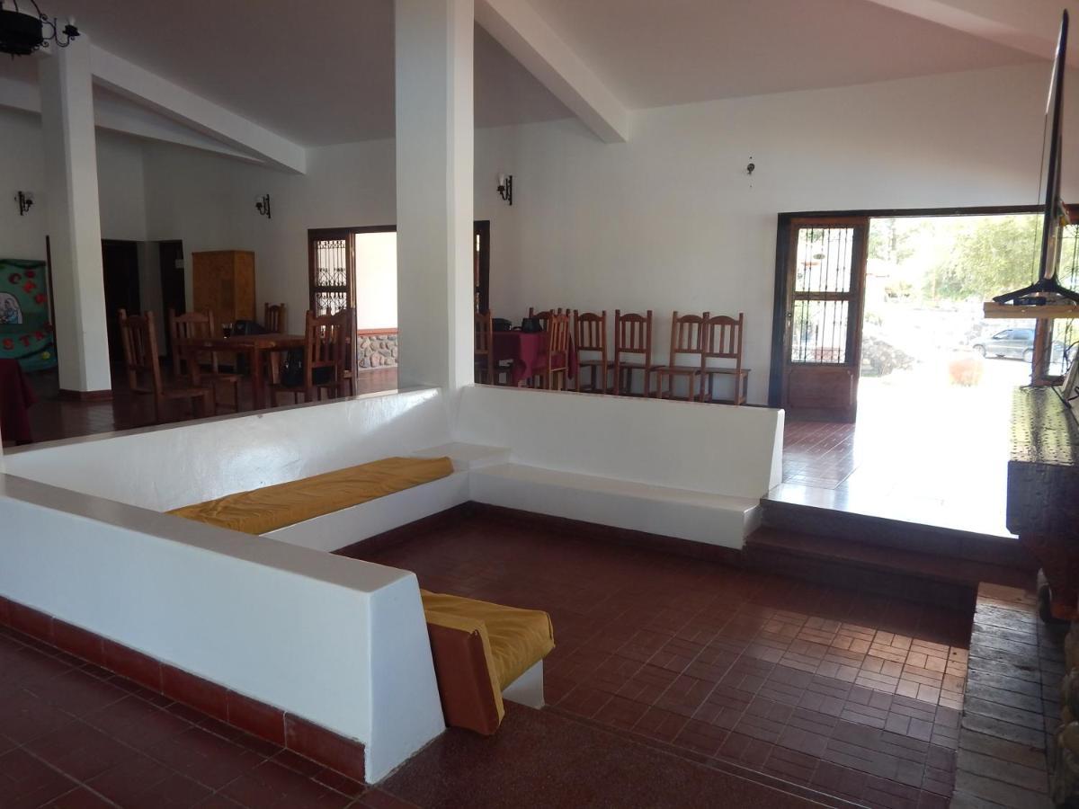 Hosteria Municipal De Angastaco Hotel Екстериор снимка